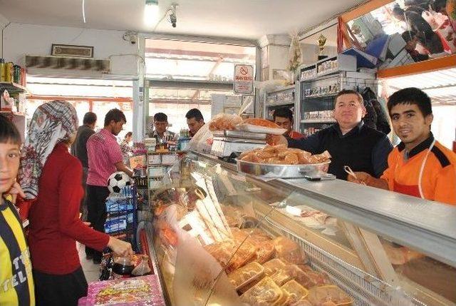 Demre’de Hıdırellez Kasapların Yüzünü Güldürdü