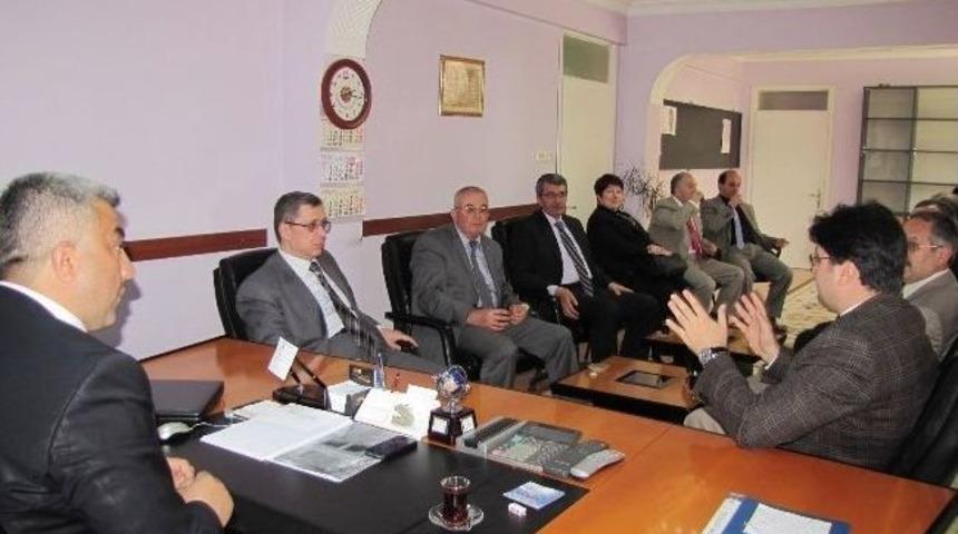 K&uuml;tahya Vali Yardımcısı Sel&ccedil;uk'tan Başkan &Ccedil;alışkan&rsquo;a Tebrik Ziyareti
