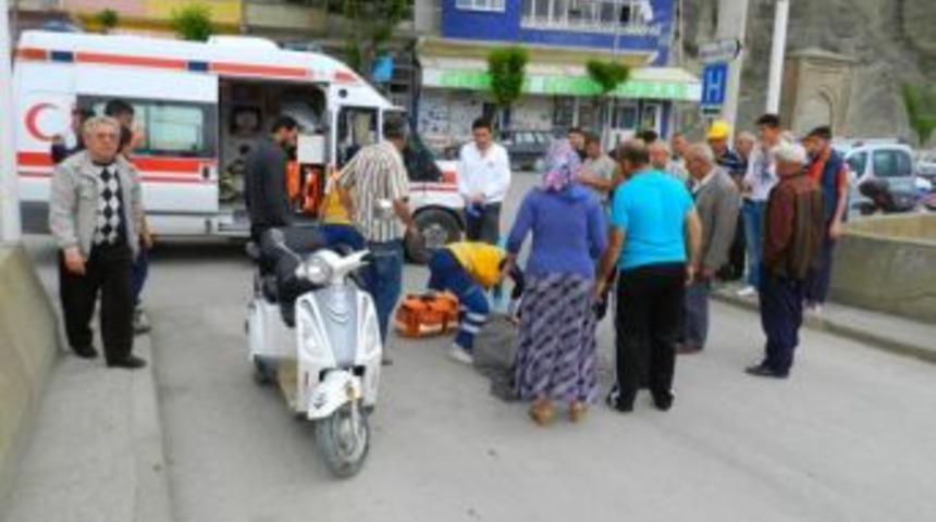 Osmancık'ta 3 Tekerli Elektrikli Bisikletten D&uuml;şt&uuml;ler