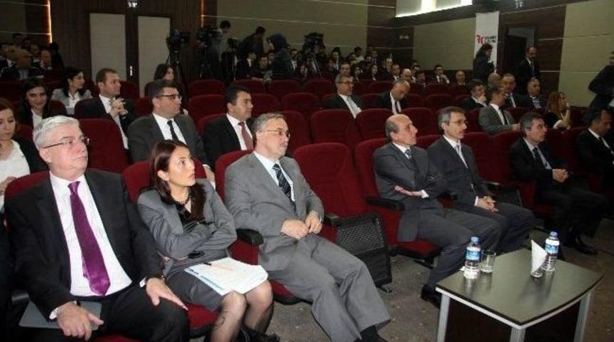 T&uuml;rkiye'nin N&uuml;fusu Gen&ccedil;, Ara&ccedil;ları Yaşlı