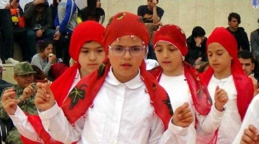 Sivas&rsquo;ta Hıdrellez Kutlamalarına Yağmur Engeli