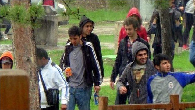 Sivas&rsquo;ta Hıdrellez Kutlamalarına Yağmur Engeli 1