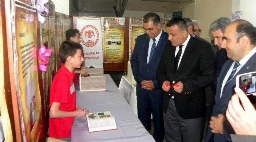 Kılı&ccedil;arslan Ortaokulu&rsquo;nda T&uuml;bitak 4006 Bilim Fuarı A&ccedil;ıldı