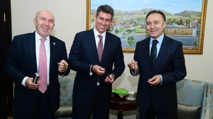 Tbb Başkanı Feyzioğlu&rsquo;ndan Vali Altıparmak&rsquo;a Ziyaret&hellip;