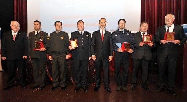 Uşak&rsquo;ta Kazalar Mobeselere Takıldı 2