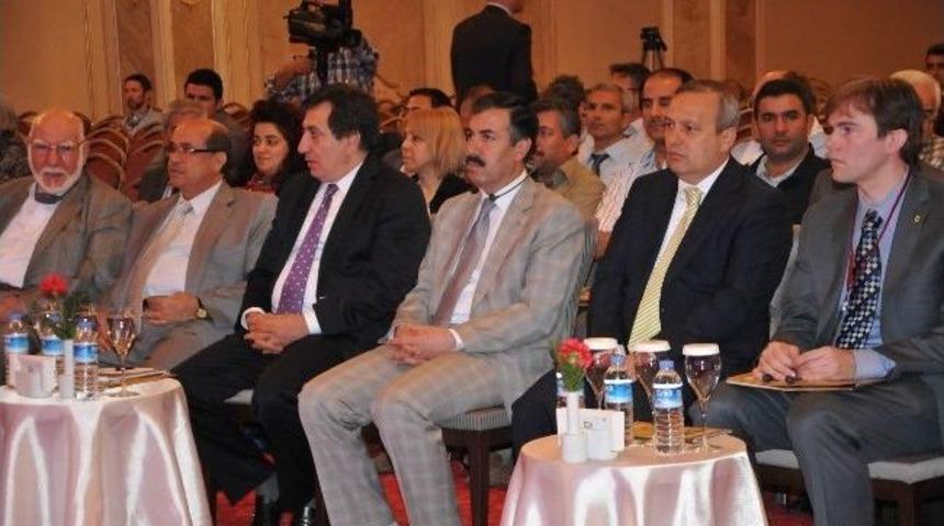 Vali K&uuml;&ccedil;&uuml;k: &ldquo;daha Fazla Anlayışa Ve Empatiye İhtiyacımız Var&rdquo;