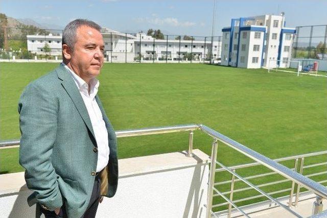 Konyaaltı Belediyesi Spor Kompleksi’nde Son Rötuş 2