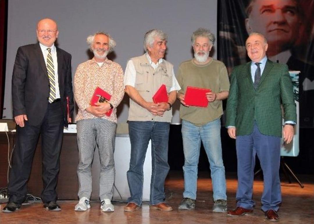 Ga&uuml;n&rsquo;de &lsquo;sanat Ve Bilim&rsquo; Paneli