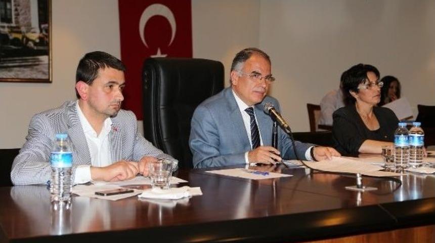 Sel&ccedil;uk Belediyesi B&uuml;y&uuml;yor