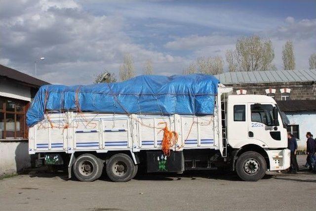 Kuruyemiş Kabuklarıyla Dolu &Ccedil;uvallardan Ka&ccedil;ak Sigara &Ccedil;ıktı 2