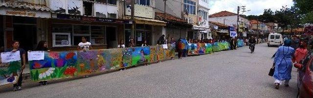 Sokakta 300 Metrelik Resim Sergisi 2