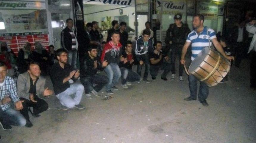 Adıyaman&rsquo;da Askerler Gurur G&ouml;zyalarıyla Uğurlandı