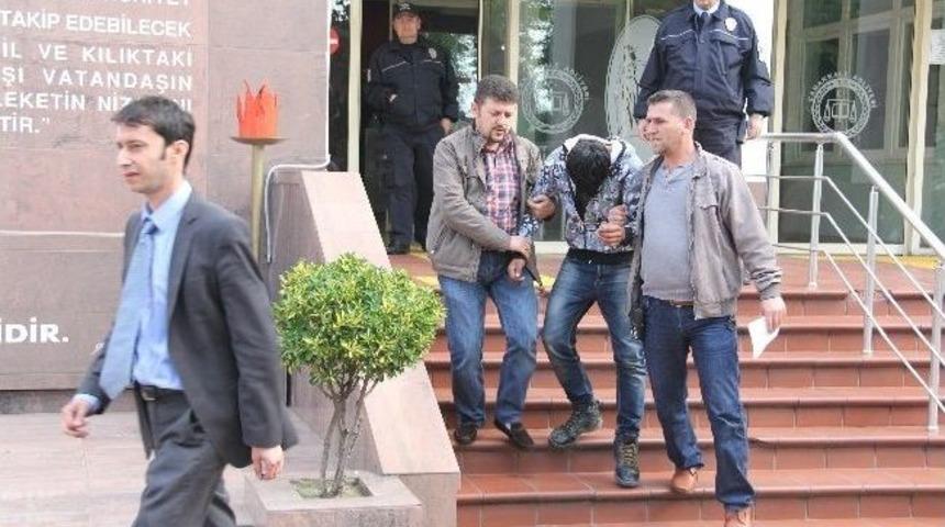 &Ccedil;anakkale'de Motosikletle Kapka&ccedil;