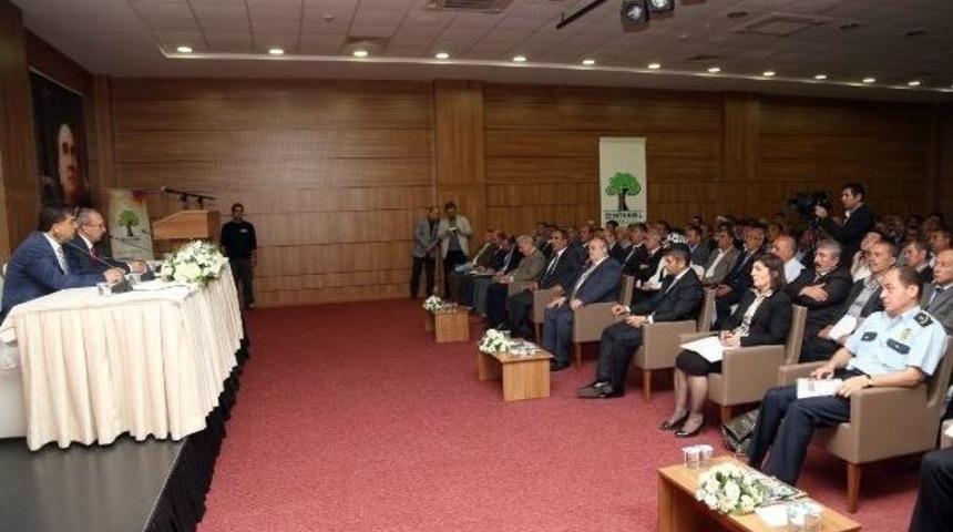 Kaymakam Aydın Ve Başkan Fadıloğlu Muhtarlarla Bir Araya Geldi