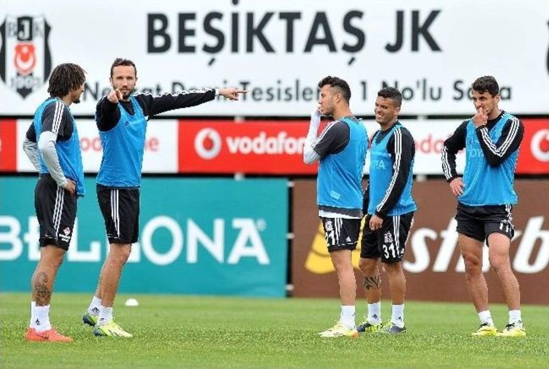 Beşiktaş, Elazığspor Ma&ccedil;ının Hazırlıklarını S&uuml;rd&uuml;r&uuml;yor