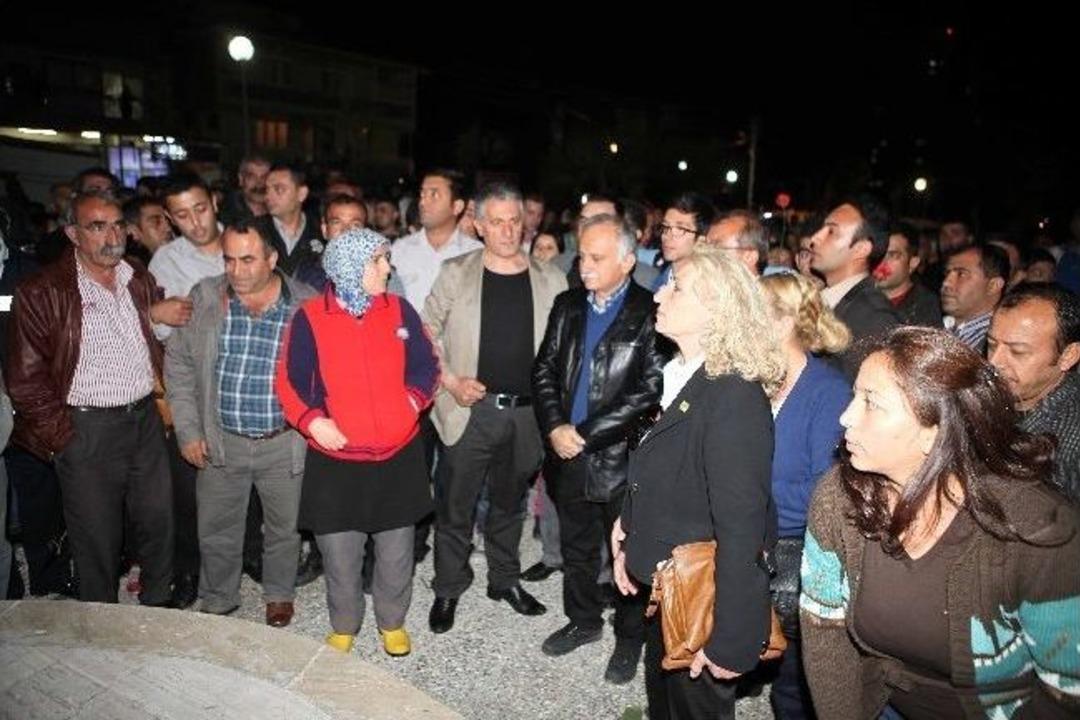 &Uuml;&ccedil; Fidan İ&ccedil;in Anma Konseri