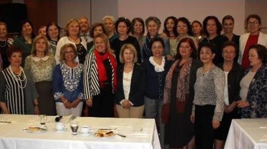 Urla Belediye Başkanı "t&uuml;lay Aktaş G&ouml;n&uuml;ll&uuml; Kuruluşlar G&uuml;&ccedil;birliği"ne Davet Edildi