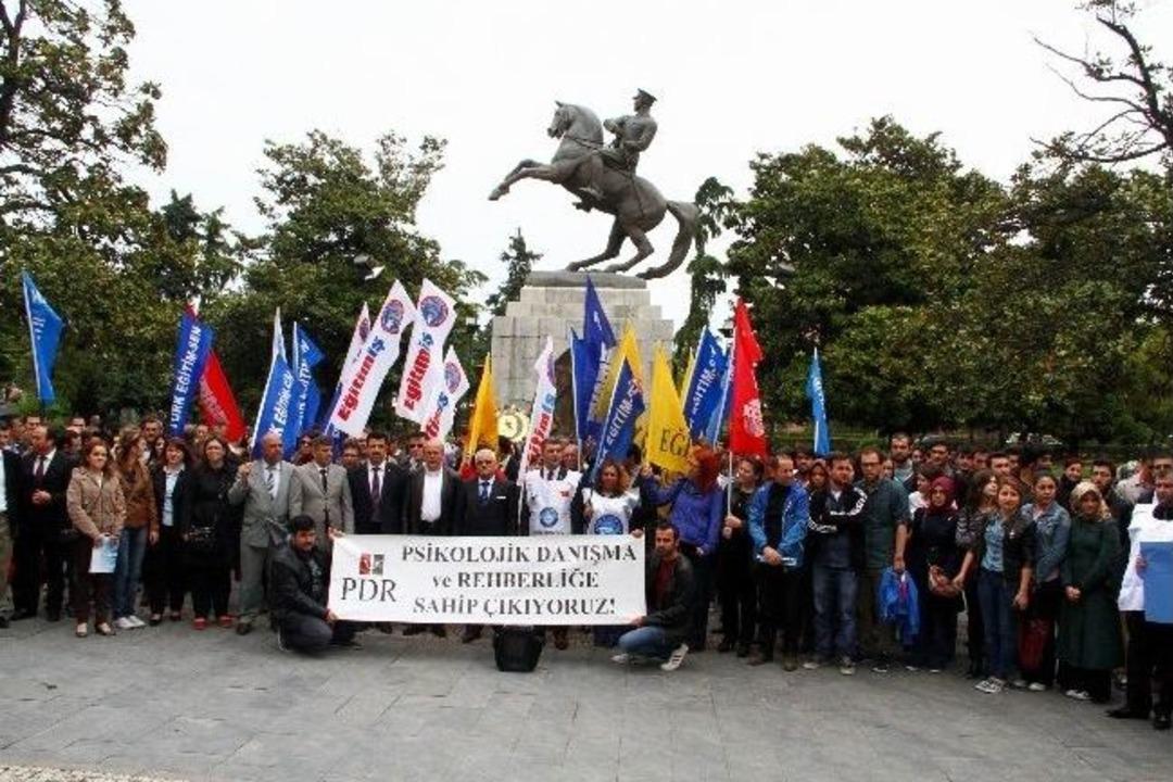 Pdr Derneği &ldquo;alan Adı Değişikliği&rdquo; Eylemi Yaptı