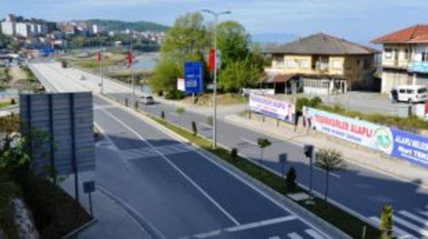 Karayolları  giriş yolu a&ccedil;ılmasına olmaz dedi