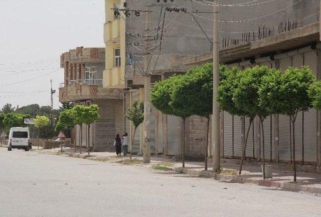 Suru&ccedil;lu Esnaf Kepenk Kapattı 1