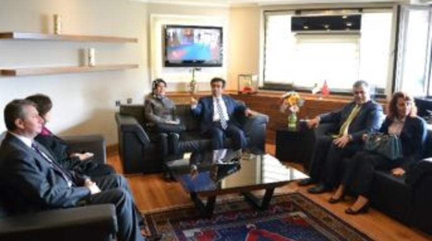 Mersin Valisi G&uuml;zeloğlu&rsquo;ndan &Ouml;zg&uuml;ven&rsquo;e Ziyaret