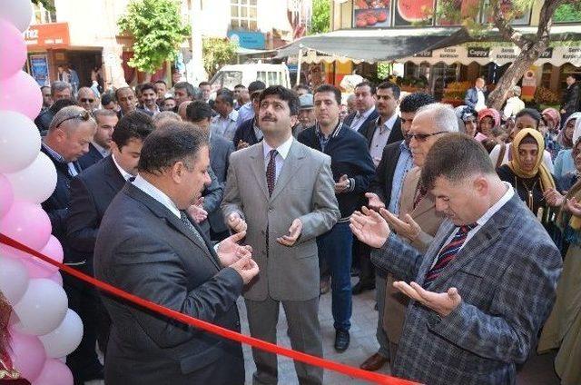 Akhisar da K&uuml;lt&uuml;r Ve Sanat Şenliği Başladı 2