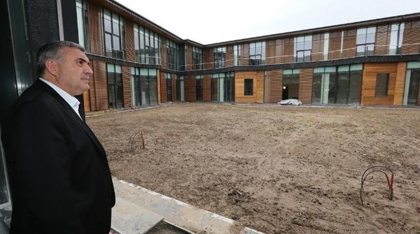 Sosyal Gelişim Merkezi G&uuml;n Sayıyor