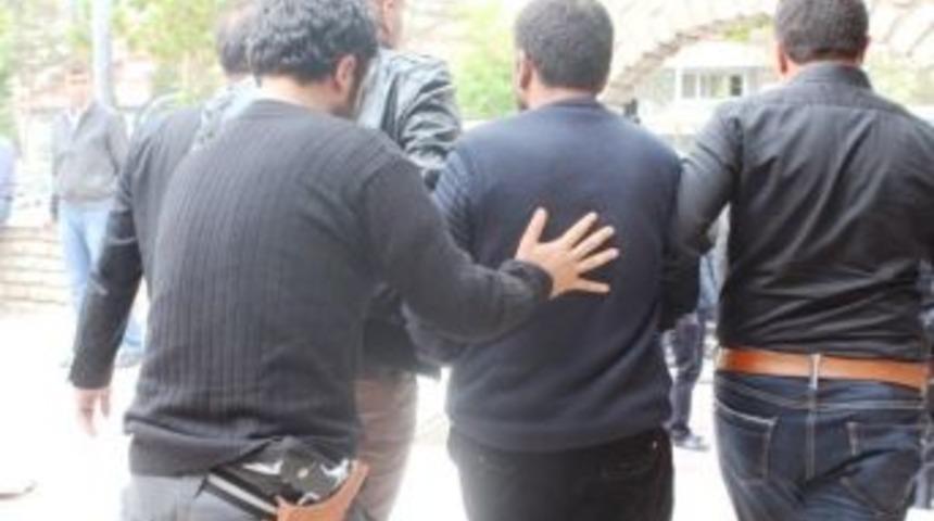 Camide İntihar Girişimi