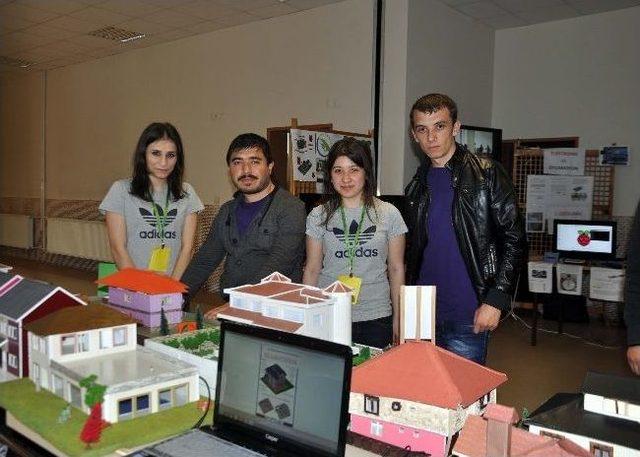 Bilim Şenliği Ve Proje G&uuml;nleri Etkinliği D&uuml;zenlendi 2