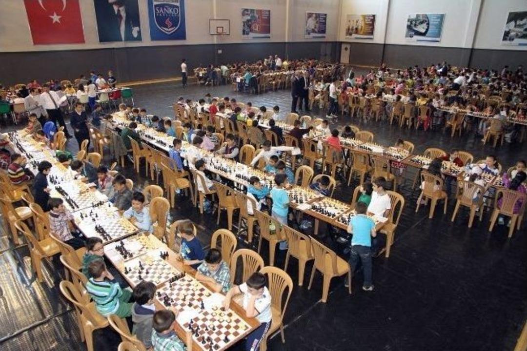 &Ouml;zel Sanko Okulları Geleneksel Satran&ccedil; Turnuvası