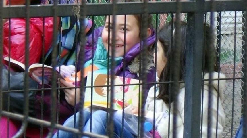 Hırsızlar Okulu Tatil Ettirdi