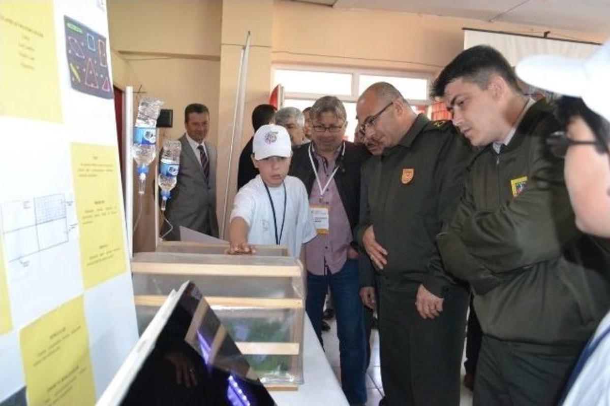 Kula'da Bilim Fuarı A&ccedil;ıldı