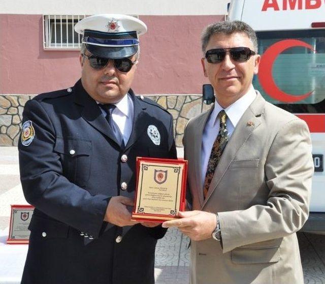 &Ouml;demiş te Karayolu Trafik G&uuml;venliği Haftası Kutlandı 1