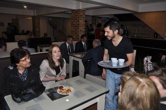 Demirci&rsquo;de Kafe K&uuml;lt&uuml;r&uuml; Gelişiyor 1