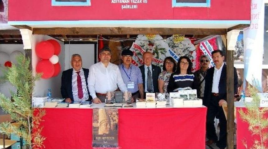 Adıyaman&rsquo;ın Yazar Ve Şairleri Kitaplarını Tanıttı