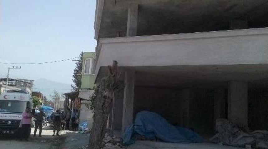 İnşaattan D&uuml;şen Sıvacı Ustası Hayatını Kaybetti