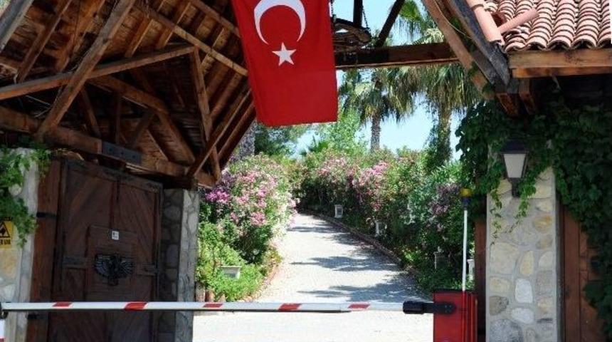 (&ouml;zel Haber) Tansu &Ccedil;iller&rsquo;in &Ccedil;iftliğinde Hırsızlık