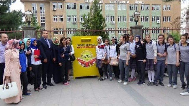 Siirt'te Köy Çocukları Yararına Kitap Kumbarası Kuruldu