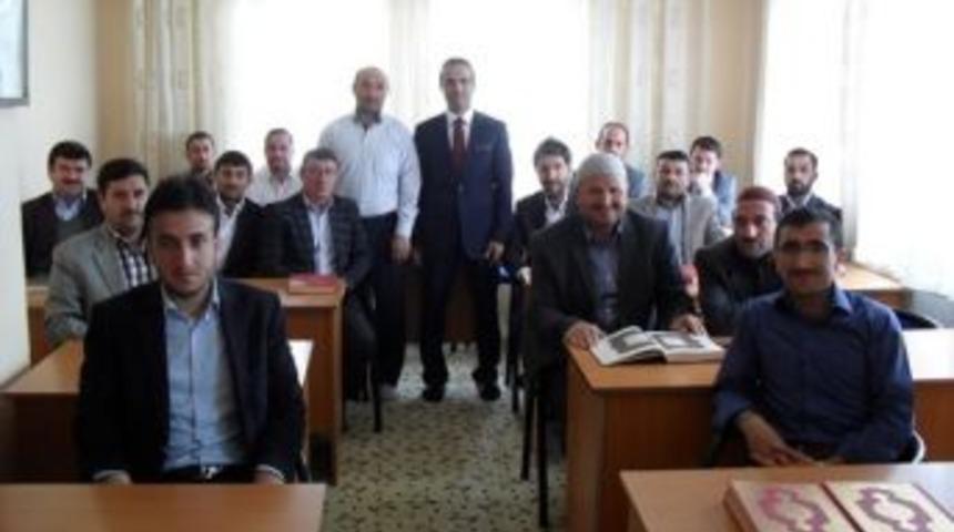 &Ccedil;at&rsquo;ta Kur&rsquo;an-ı Kerim Hizmet İ&ccedil;i Eğitim Kursu
