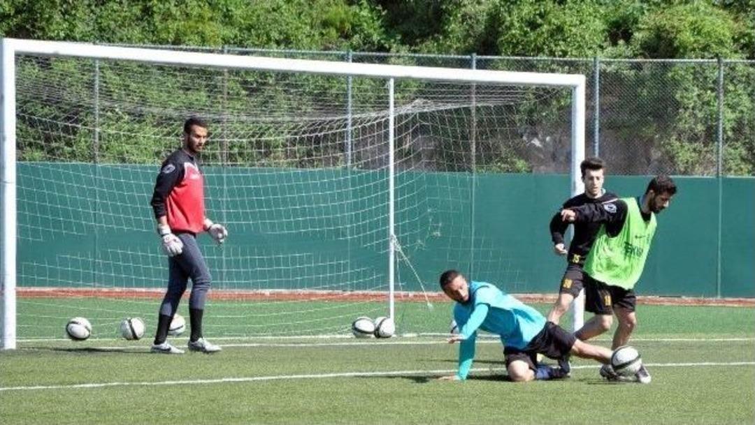 Kozlu Belediyaspor, Play-out Ma&ccedil;ı Hazırlıklarını S&uuml;rd&uuml;r&uuml;yor