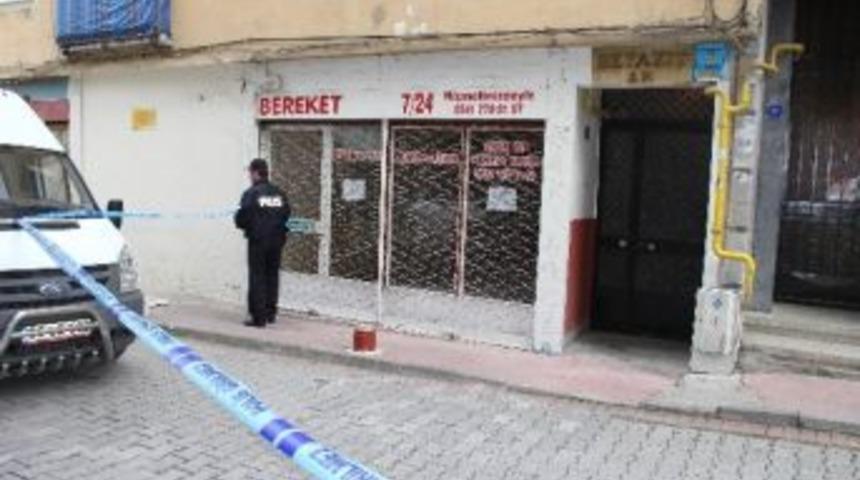 Polisten Ş&uuml;pheli &Ccedil;anta Alarmı