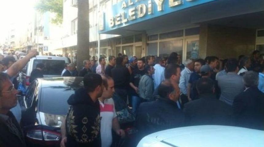 Aliağa Belediyesi Taşeron İş&ccedil;ileri Eyleme Başladı