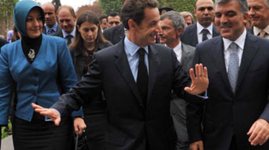 Sarkozy'den b&uuml;y&uuml;k terbiyesizlik!