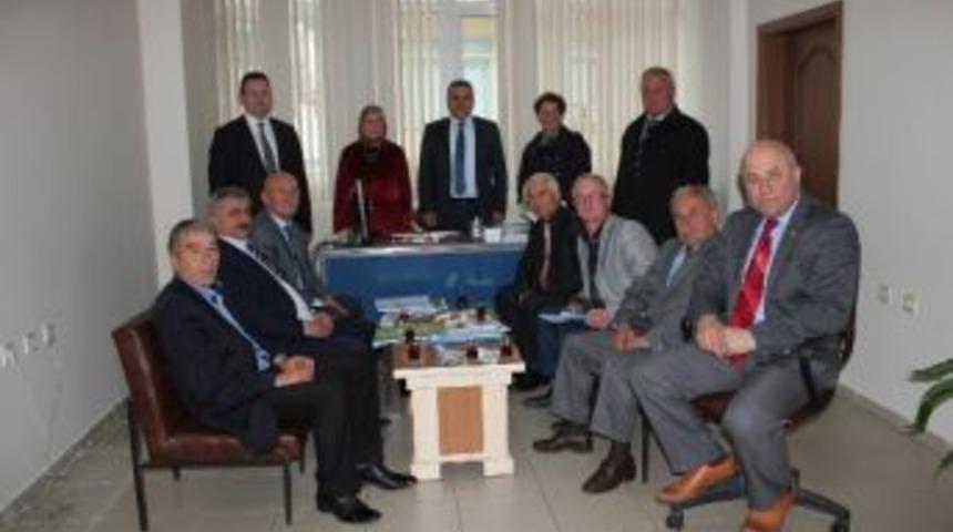 G&ouml;rele Belediyesi Meclis &Uuml;yelerine B&uuml;ro Verdi