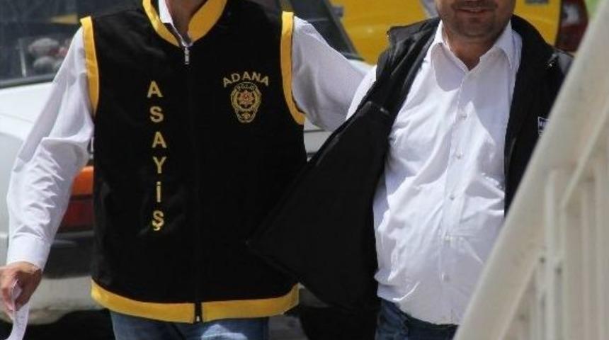 İş Vaadiyle Dolandırdı, G&ouml;zaltına Alındı, Telefonuna İş İ&ccedil;in Y&uuml;zlerce Mesaj Geldi