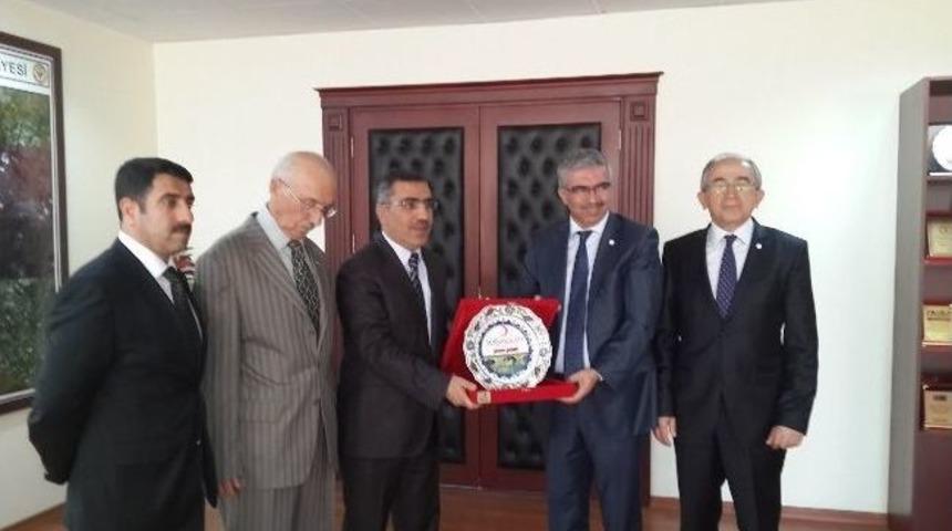 Belediye Başkanlarından Kızılay&rsquo;a Destek