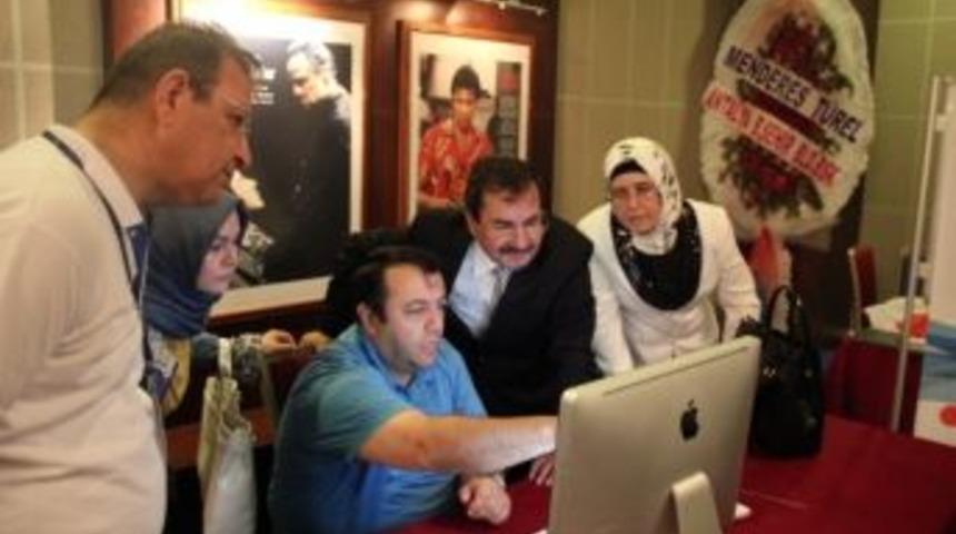 Rekt&ouml;r Prof. Dr. Ahmet Karaaslan: