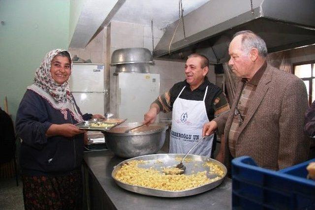 Engellilere Sıcak Yemek Servisi Başladı