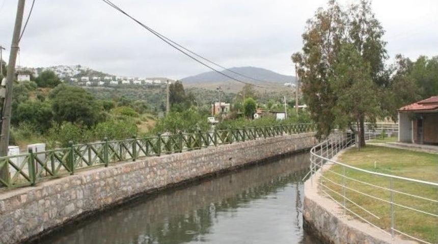 Bodrum Belediyesi Ekipleri T&uuml;m Yarımada&rsquo;da &Ccedil;alışıyor