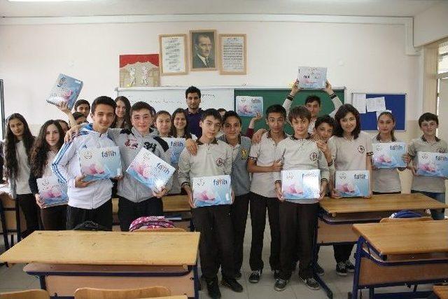 Giresun’da 298 Öğrenci Ve Öğretmen Daha Tablet Bilgisayara Kavuştu